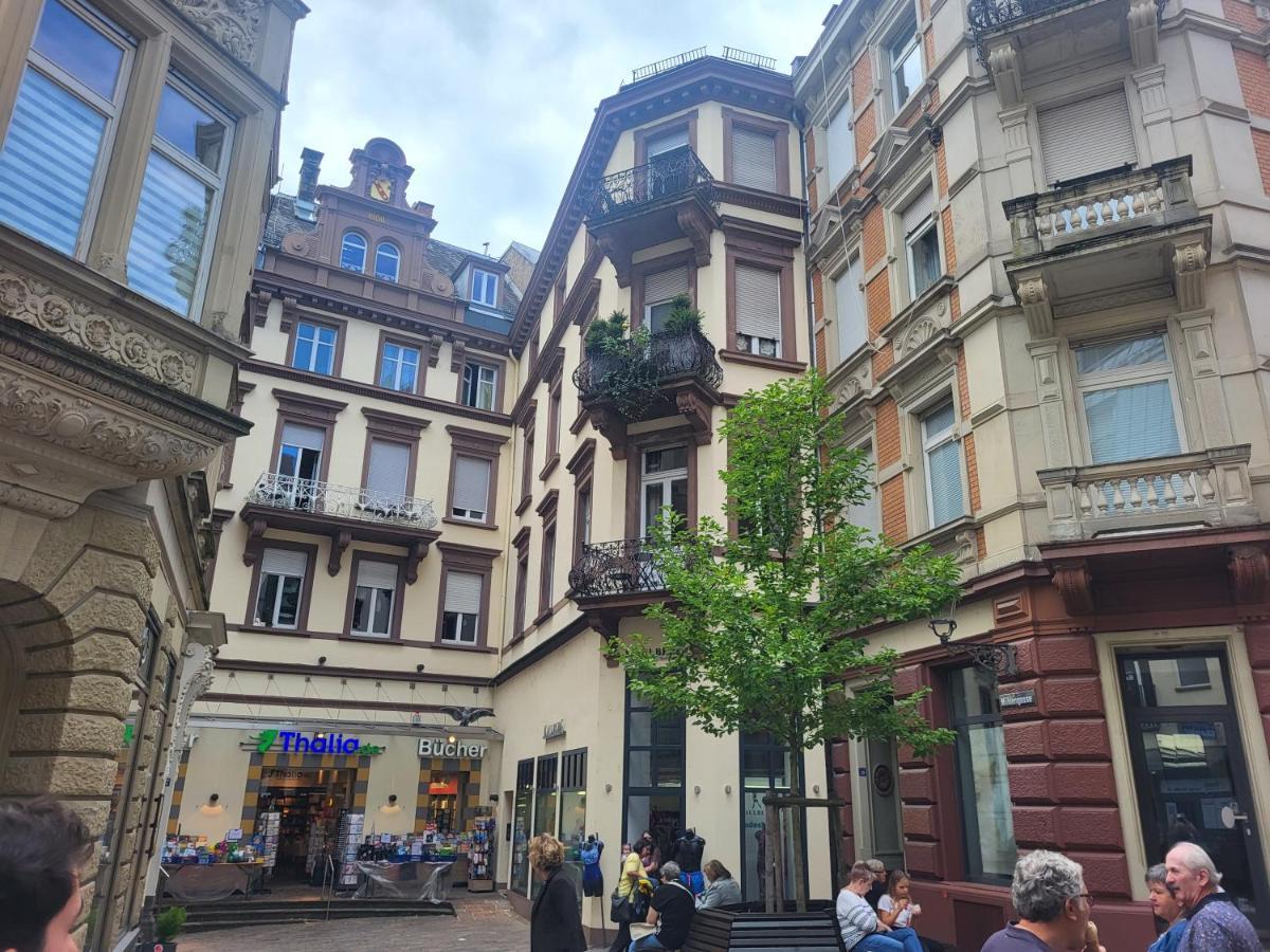 Am Thalia Designe Apartment Баден-Баден Екстериор снимка